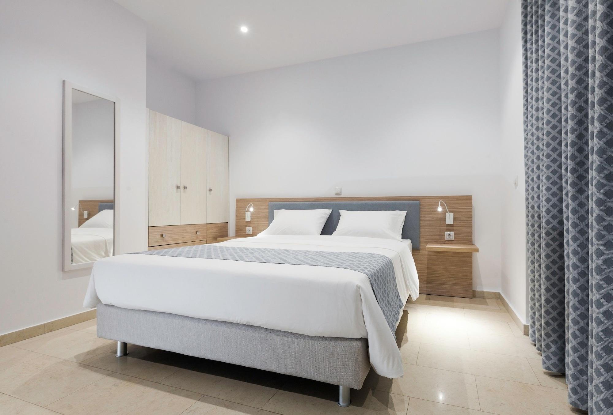 Zephyros Hotel Myrties Bagian luar foto