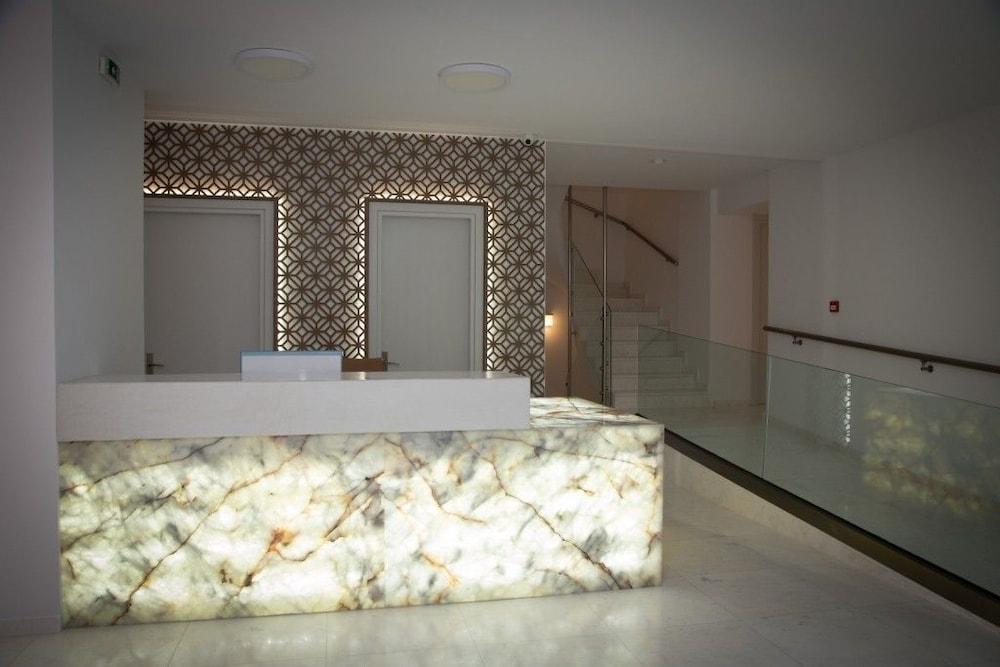 Zephyros Hotel Myrties Bagian luar foto