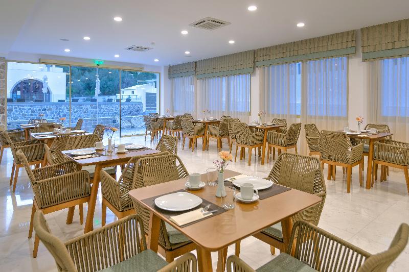 Zephyros Hotel Myrties Bagian luar foto