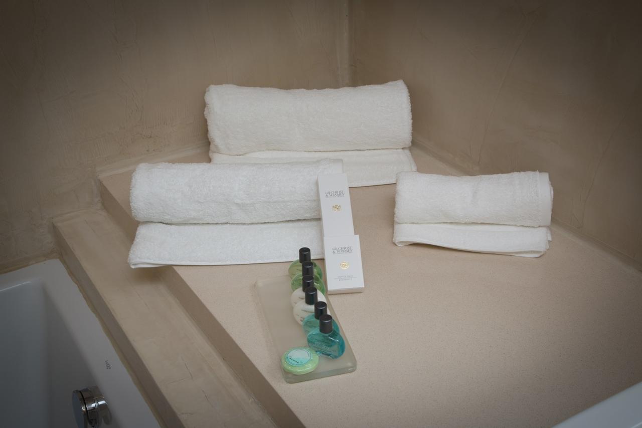 Zephyros Hotel Myrties Bagian luar foto