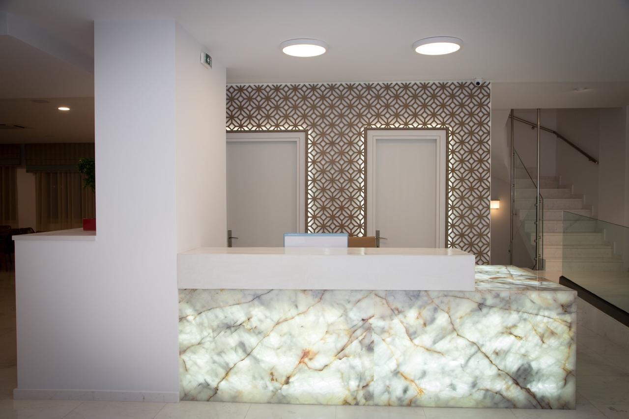 Zephyros Hotel Myrties Bagian luar foto